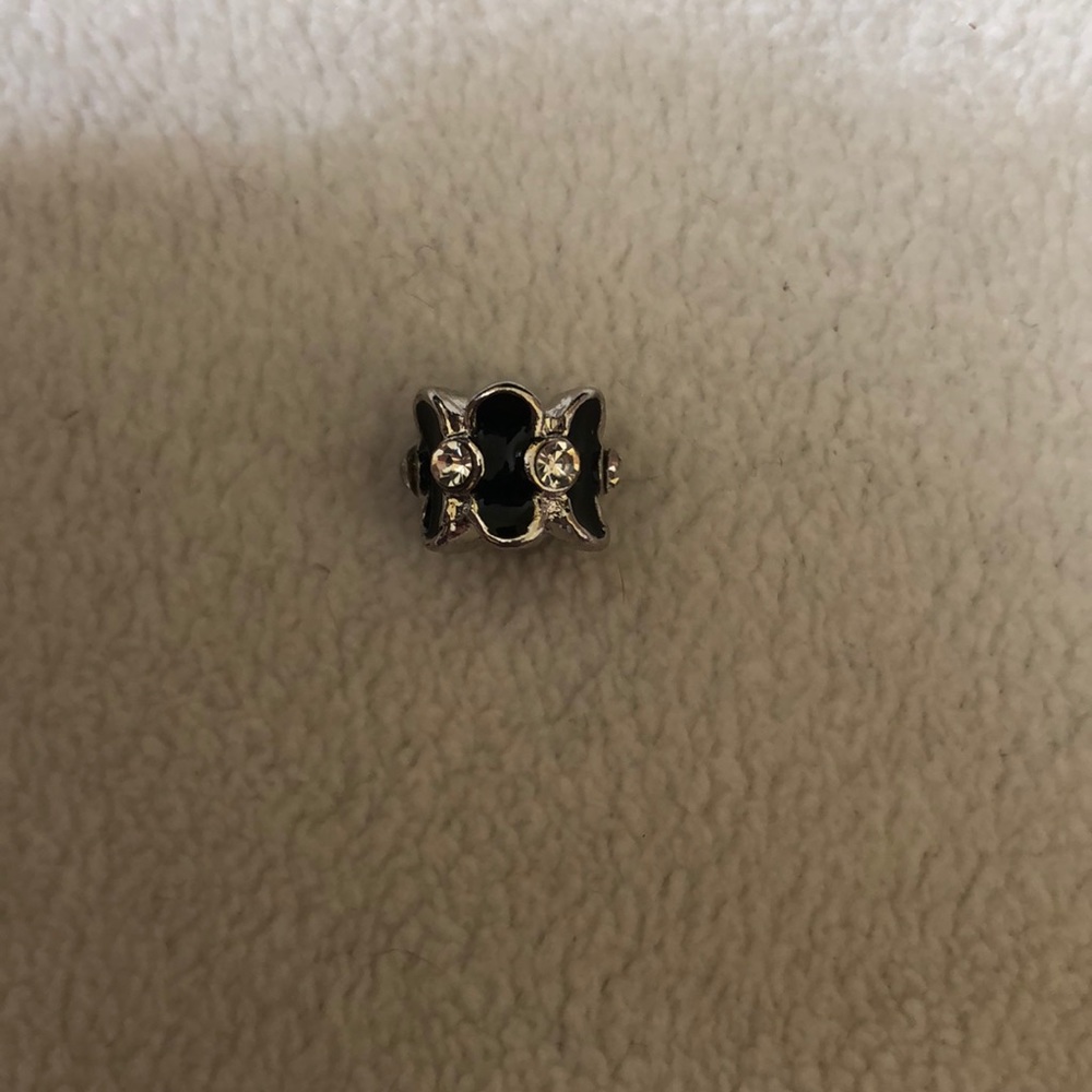 pull trough necklace charm
